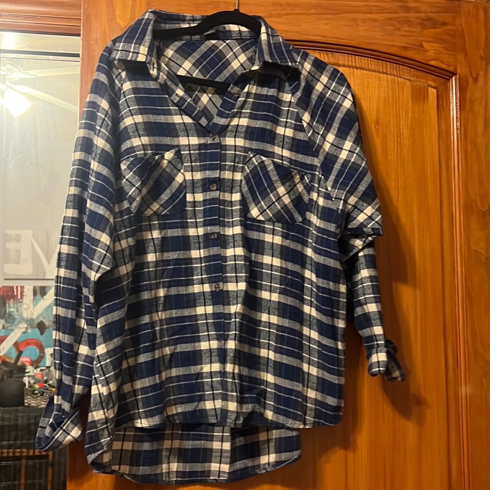 Blue/White with streaks of purple size large button down flannel